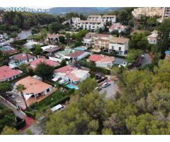 Preciosa casita con jardín y piscina privados en Vallpineda