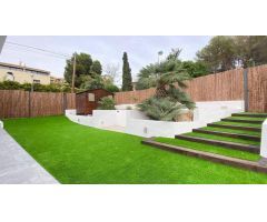 Preciosa casita con jardín y piscina privados en Vallpineda