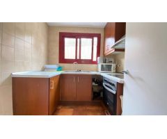 Preciosa casita con jardín y piscina privados en Vallpineda