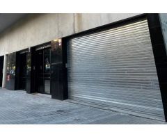 Se alquila local comercial en La Pau 189 m2
