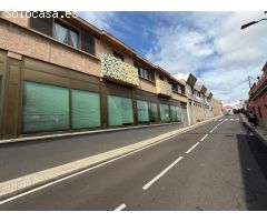 Gran Local en Venta en La Laguna - Espacio que Impulsa a tu Negocio