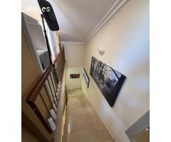 Exclusivo Chalet Adosado con Espectaculares Vistas al Mar en Los Cristianos