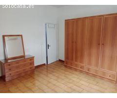 Gran vivienda en alquiler en Carretera de Carmona!!!