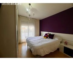 Piso seminuevo en venta en Sagrada Familia con  3 hab. parking incluido, ascensor y balcon