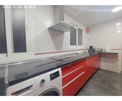 AMPLIO PISO EN ALQUILER EN LA PRESTIGIOSA AVENIDA CARLOS HAYA 4D+B+A ...