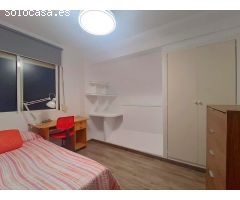 AMPLIO PISO EN ALQUILER EN LA PRESTIGIOSA AVENIDA CARLOS HAYA 4D+B+A ...