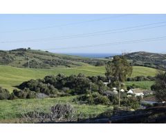 EN VENTA CASA CON TERRENO EN CASARES 