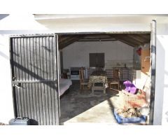 EN VENTA CASA CON TERRENO EN CASARES 