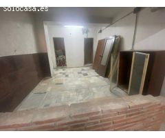 LOCAL COMERCIAL EN MIRAFLORES CON POSIBILIDAD DE CONVERTIR A VIVIENDA 