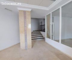 LOCAL EN ALQUILER IDEAL PARA SU NEGOCIO, ZONA DE MUCHO PASO