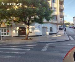 LOCAL EN ALQUILER IDEAL PARA SU NEGOCIO, ZONA DE MUCHO PASO