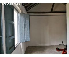 PARCELA DE MAS DE 7000M2 CON CASA DE CAMPO Y HUERTO