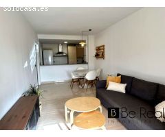 DISPONIBLE EN VENTA PISO CON TERRAZA, PISCINA Y GARAJE EN OLLETAS (MÁLAGA)