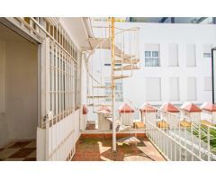 CASA DE 3 PLANTAS Y AZOTEA EN PLENO CENTRO DE SEVILLA