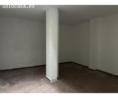 Gran Bajo Comercial en Venta en el Centro de Vinalesa