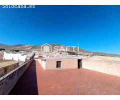 Edificio completo en venta en el centro de Jódar. Gran potencial y ubicación privilegiada. SIN COMIS