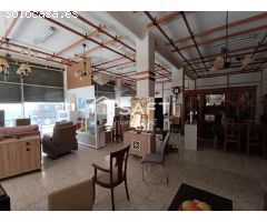 Edificio completo en venta en el centro de Jódar. Gran potencial y ubicación privilegiada. SIN COMIS