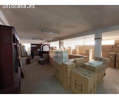 Edificio completo en venta en el centro de Jódar. Gran potencial y ubicación privilegiada. SIN COMIS