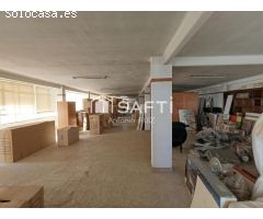Edificio completo en venta en el centro de Jódar. Gran potencial y ubicación privilegiada. SIN COMIS