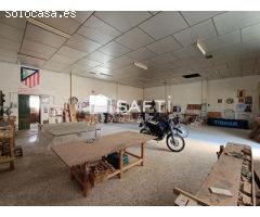 Parcela con naves en venta. Espacio industrial en zona Ermita Vieja de Jódar. SIN COMISIÓN DE COMPRA