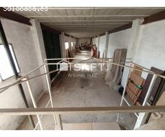 Parcela con naves en venta. Espacio industrial en zona Ermita Vieja de Jódar. SIN COMISIÓN DE COMPRA