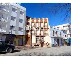 Casa de 4 Plantas con Gran Potencial en el Centro de Jódar. SIN COMISIÓN DE COMPRA.