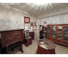 Casa de 4 Plantas con Gran Potencial en el Centro de Jódar. SIN COMISIÓN DE COMPRA.
