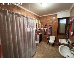Casa de 4 Plantas con Gran Potencial en el Centro de Jódar. SIN COMISIÓN DE COMPRA.