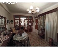 Casa de 4 Plantas con Gran Potencial en el Centro de Jódar. SIN COMISIÓN DE COMPRA.