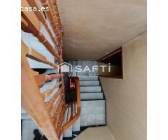 Casa de 4 Plantas con Gran Potencial en el Centro de Jódar. SIN COMISIÓN DE COMPRA.