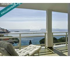 Apartamento de lujo de dos dormitorios con vistas al mar y plaza de aparcamiento