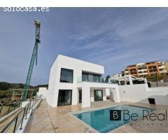 VILLAS MORA SUN & BEACH: EXLUSIVIDAD Y LUJO EN EL PARAÍSO DE MANILVA