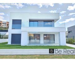VILLAS MORA SUN & BEACH: EXLUSIVIDAD Y LUJO EN EL PARAÍSO DE MANILVA