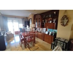 Casa unifamiliar en zona de la Atalaya. SIN COMISIÓN DE COMPRA.