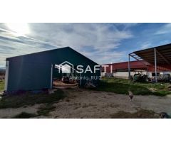 Parcela con naves en venta. Espacio industrial en zona Ermita Vieja de Jódar. SIN COMISIÓN DE COMPRA