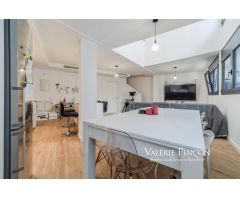 Magnifico Dúplex con gran terraza privada en la calle Josep Serrano. Finca del 2021.