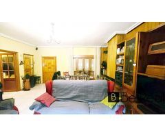 CHALET INDEPENDIENTE CON PISCINA EN CERRO ALARCÓN, VALDEMORILLO (MADRID).