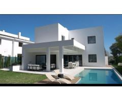 Chalet de diseño en Urbanización de lujo en Villares Altos (Tomares)