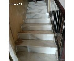 Gran casa en Aspe con inmenso jardín.