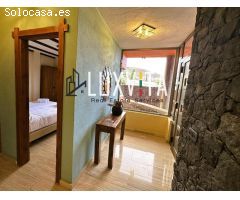 Exclusiva villa de lujo en El Madroñal – Tu oasis privado en Tenerife Sur con piscina y vistas de en