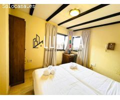 Exclusiva villa de lujo en El Madroñal – Tu oasis privado en Tenerife Sur con piscina y vistas de en