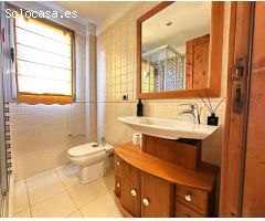 Exclusiva villa de lujo en El Madroñal – Tu oasis privado en Tenerife Sur con piscina y vistas de en