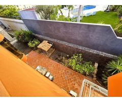Exclusiva villa de lujo en El Madroñal – Tu oasis privado en Tenerife Sur con piscina y vistas de en