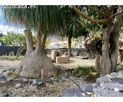 Exclusiva villa de lujo en El Madroñal – Tu oasis privado en Tenerife Sur con piscina y vistas de en