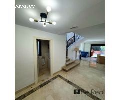 DISPONIBLE EN ALQUILER DE LARGA ESTANCIA CASA PAREADA EN MARBELLA (BAHÍA DE MARBELLA).