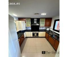 DISPONIBLE EN ALQUILER DE LARGA ESTANCIA CASA PAREADA EN MARBELLA (BAHÍA DE MARBELLA).