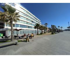 Impresionante local en la mejor zona de Torrevieja