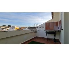 Vivienda adosada de tres niveles