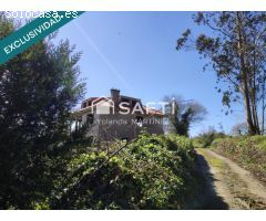 Casa de piedra sin terminar en As Travesas
