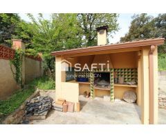 Preciosa casa con piscina y vistas despejadas!!